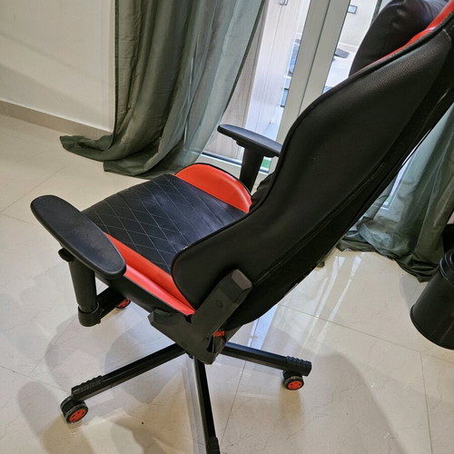 Gaming chair used