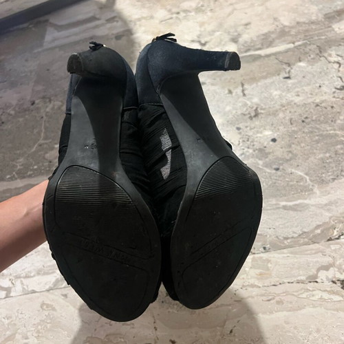Nine West black ankle boots like new, size 39