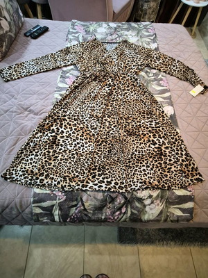 Women's dress new, brown, elastic, size large
