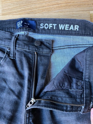 Men's GAP jeans used