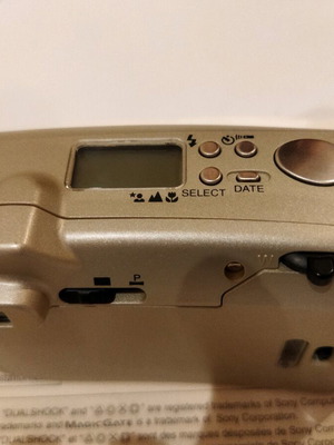 Φωτογραφική μηχανή Kyocera Yashica Zoomate 165 SE σαν καινούργια με θήκη