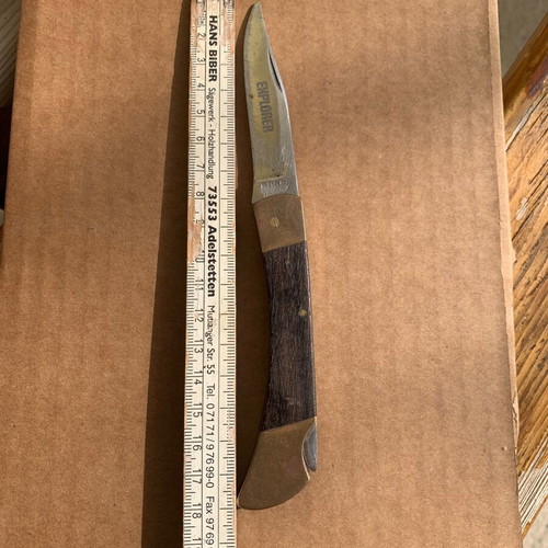Explorer Japan Steel knife used with lockback mechanism