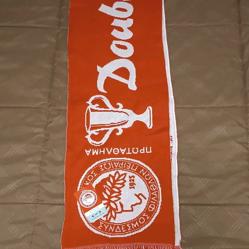 Olympiacos collectible scarf like new with tags