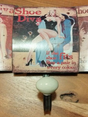 Καλόγερος καινούργιος σε άριστη κατάσταση με κρεμαστή βάση