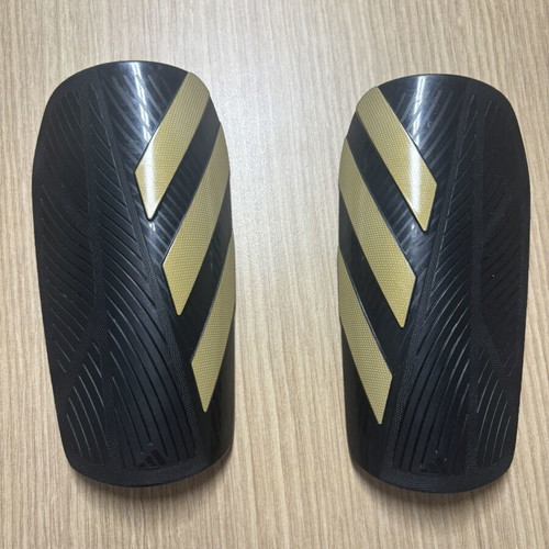 Shin guards used, for child 6-8 years old