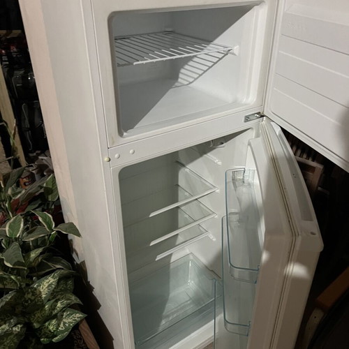 United UND1450R two-door white refrigerator