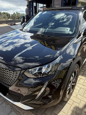 Peugeot 2008 Allure Plus 2021, 59000 km, petrol, manual