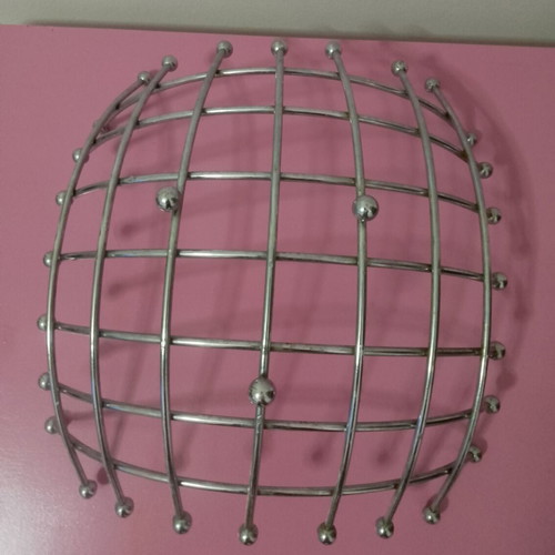 Metal Fruit Bowl Elegant like new, zinc alloy 30x30 cm