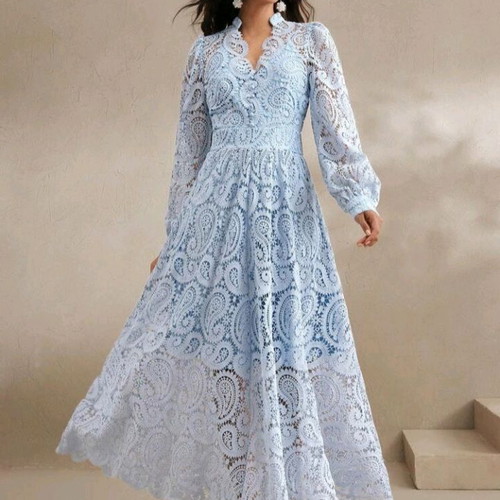 Long lace dress turquoise like new, size S