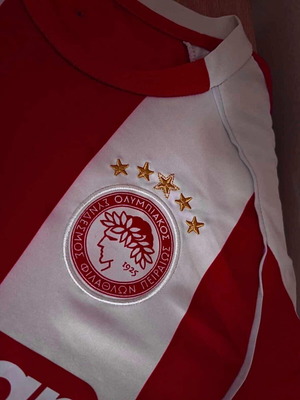 Olympiakos jersey Adidas size M like new, white and red