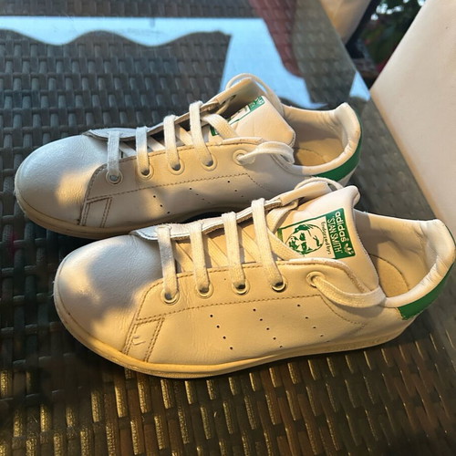 Adidas Stan Smith kids' athletic shoes size 35 used
