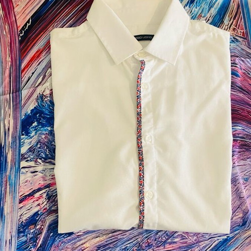Spago Uomo white shirt size M like new with floral stripe