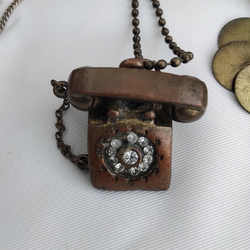Vintage costume jewelry set used, pack of 4, bronze tone