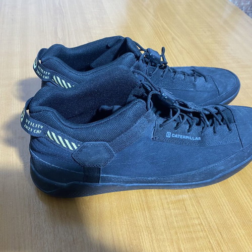 Caterpillar men's shoes size 46 like new, black athletic