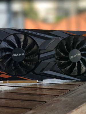 Gigabyte RX Vega 64 Gaming OC 8GB κάρτα γραφικών σαν καινούργιο