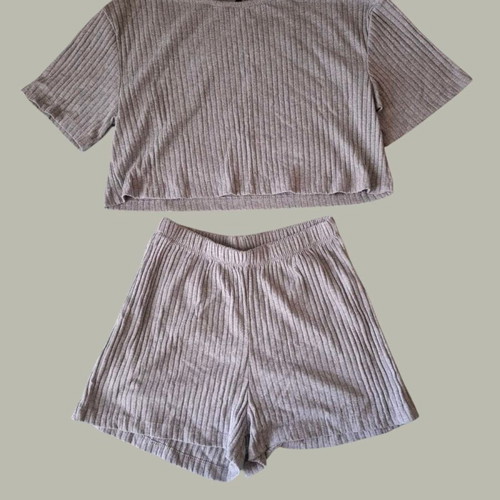 Minimal Ribbed Set gray like new, crop top and shorts