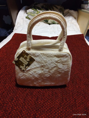 Box bag white ivory handbag new with tag