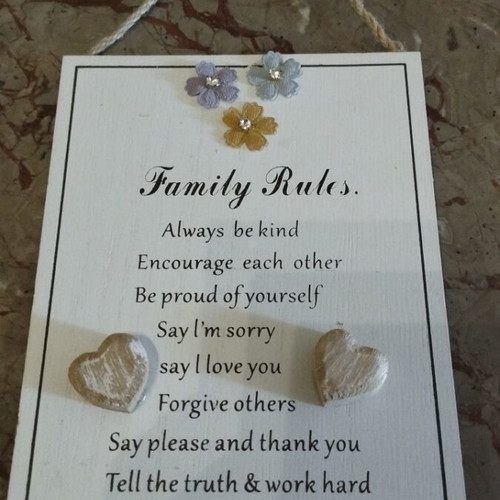 Decorative Family Rules wall plaque used
