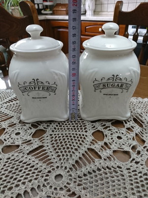 Coffee and sugar jars like new, set of 2 pieces