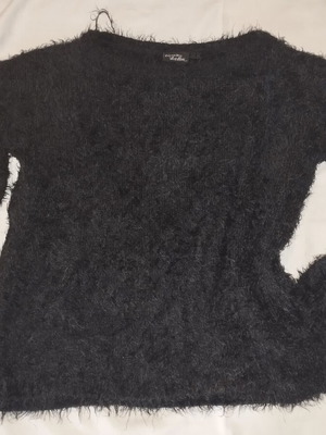 Fuzzy black pullover like new, Esmara, size M