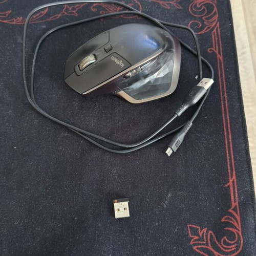 Logitech MX Master wireless mouse 1st gen 2015 with charging cable and receiver