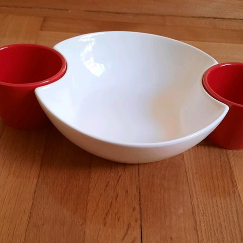 serving set in two colors