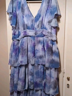 Long dress new with frill, multicolor, size 44
