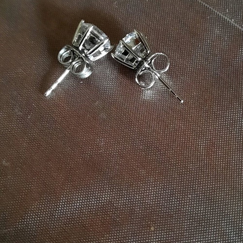 Monopetra earrings new silver color with large round crystal