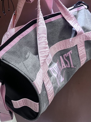 Everlast gym barrel bag