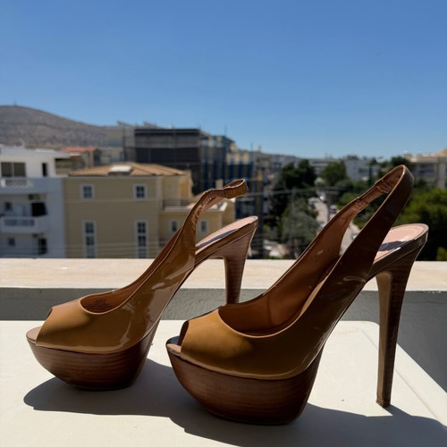 Jessica Simpson nude patent slingback platform heels size 37 used