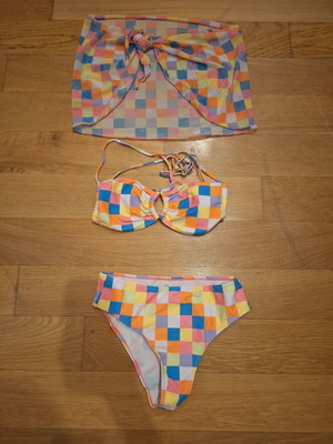 Swimsuit set of 3 pieces like new, multicolored, size S