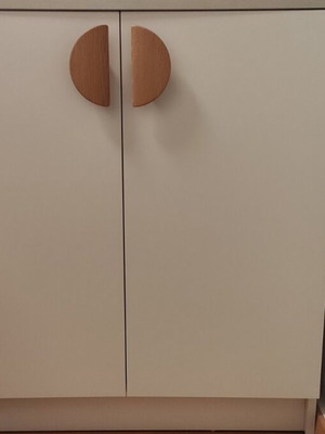 Επιδαπέδιο ντουλάπι καινούργιο 90x90x30 MDF με μασίφ χερούλια πεύκου