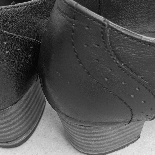 Women's Black Leather Heels Size 38 Like New