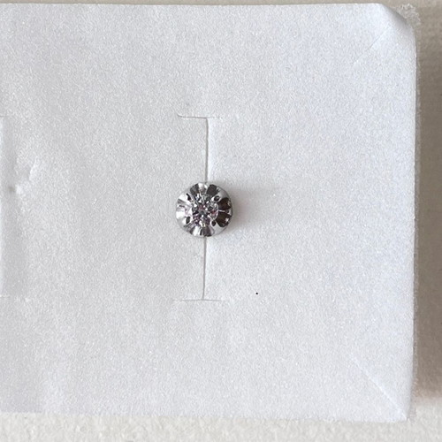 Single white gold k14 earring with zirconia new