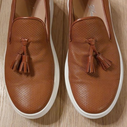 Leather slip-on shoes used, size 43