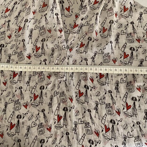 Silk blouse size M, like new, white gray with black and red patterns