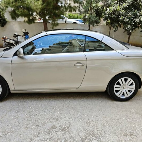 Volkswagen Eos 2008 like new, 1.6L petrol, manual, 180000 km