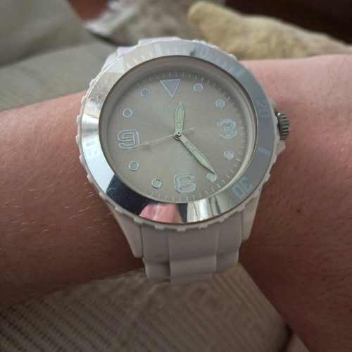 Cool watch like new, women's