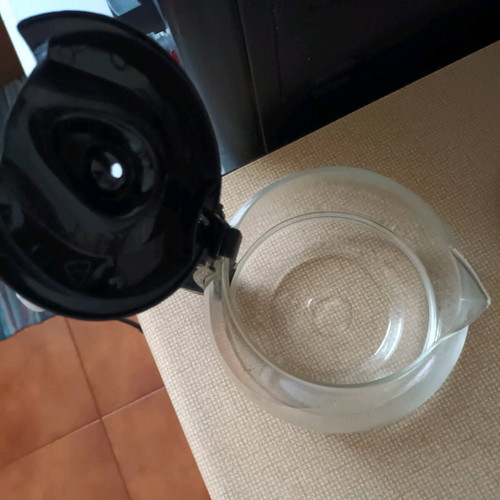 Izzy filter coffee maker like new