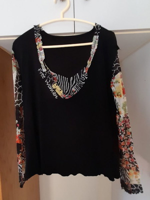 Black thin blouse with floral sleeves and square neckline size L