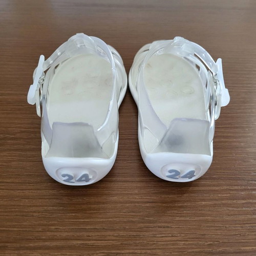 OPPORTUNITY Unisex chicco sandal size 24