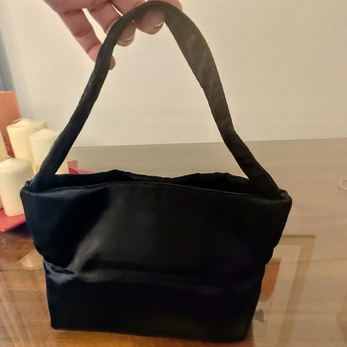 Evening black fabric handbag like new with small sequins
