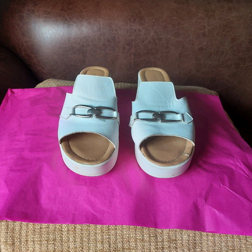Andrea Pierago white platforms with silver like new, size 40