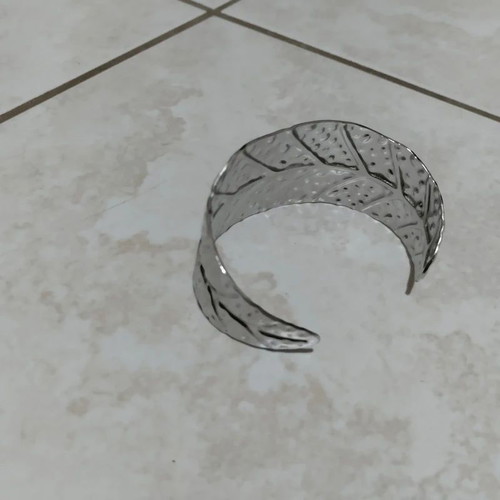 Statement bracelet boho jewellery minimal cuff bracelet cuffie like new