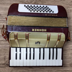ακορντεον hohner starlet 40