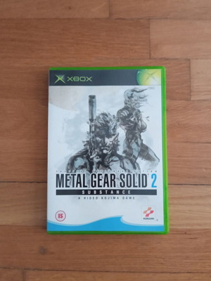 Metal Gear Solid 2 Xbox used, in good condition
