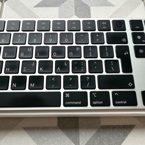 Magic Keyboard with Touch ID and Numeric Keypad for Mac, like new