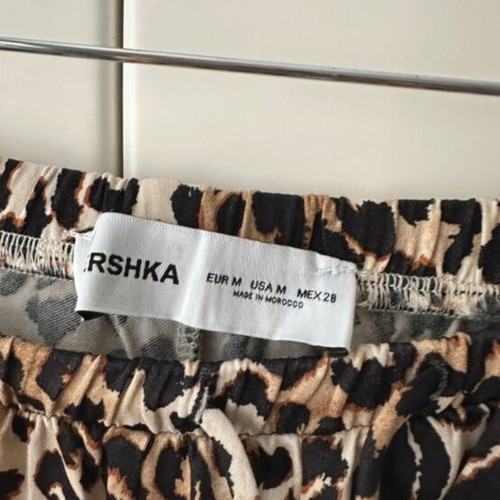 Bershka leopard pants like new, size M
