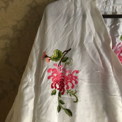 White women's silk kimono with handmade embroidery, size L like new