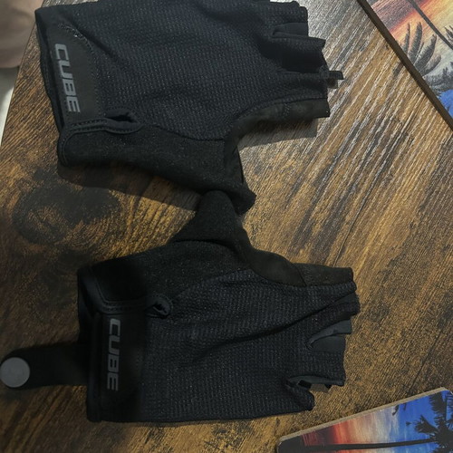 Cube Cmpt Comfort cycling gloves size L like new, black